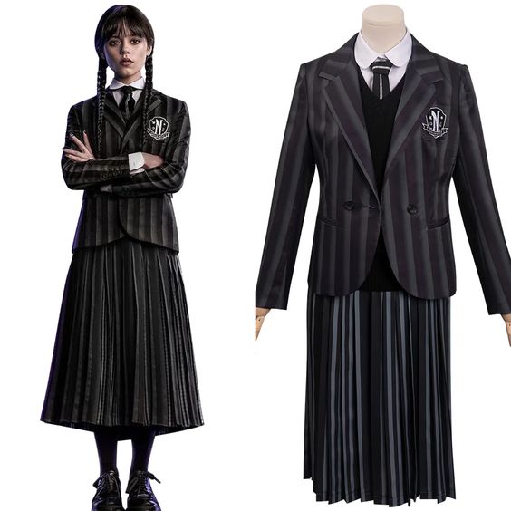 robe de Wednesday Addams