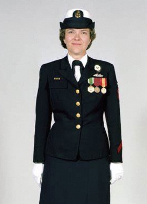 Navy Dress Blue Uniform Officer: The Pinnacle of Naval Regalia!插图3