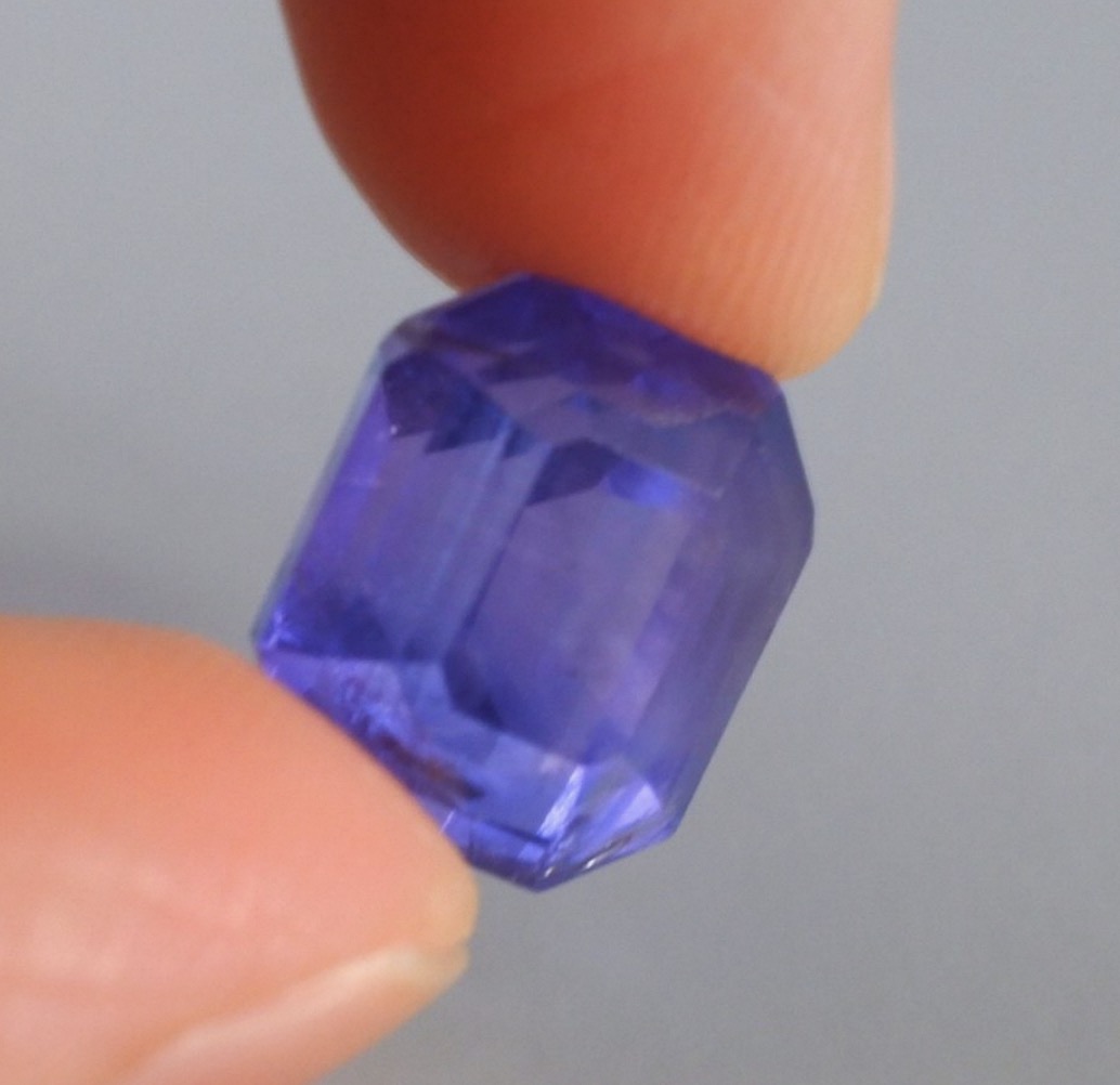 violet blue sapphire