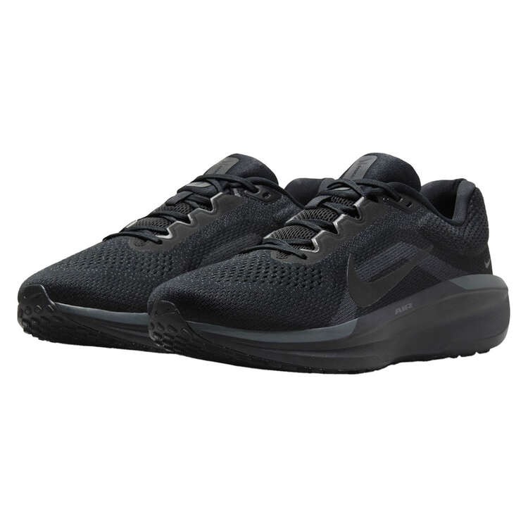 all black sports shoes