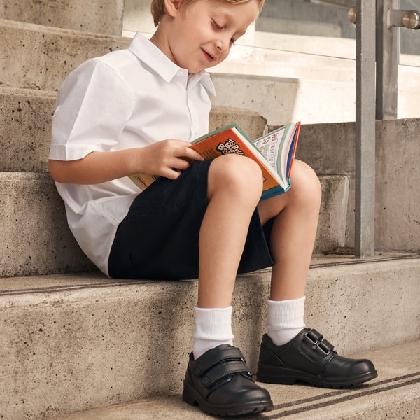 school sports shoes