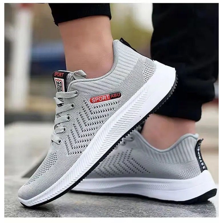 grey sports shoes